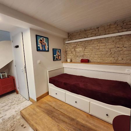 La P'Tite Ecurie Apartamento Saint-Jean-de-Liversay Exterior foto