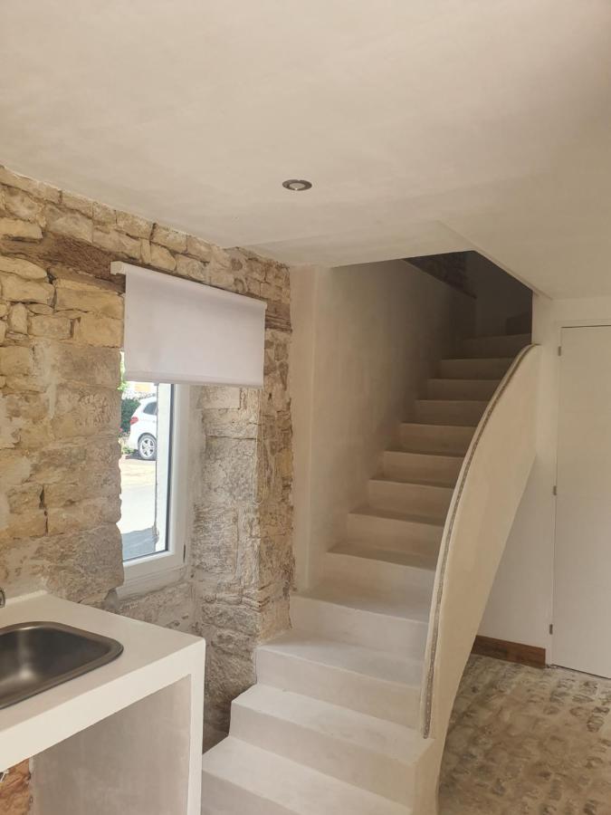 La P'Tite Ecurie Apartamento Saint-Jean-de-Liversay Exterior foto