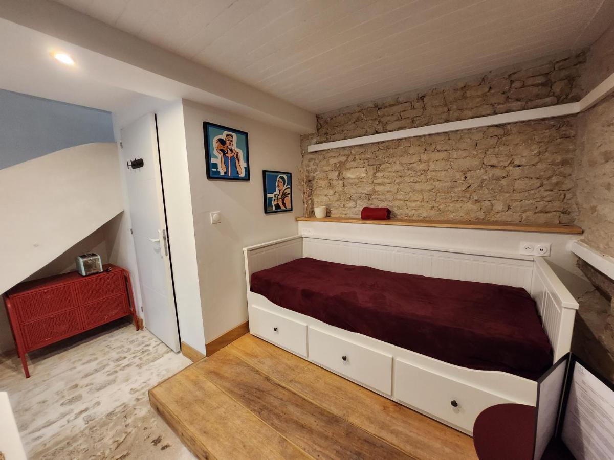 La P'Tite Ecurie Apartamento Saint-Jean-de-Liversay Exterior foto