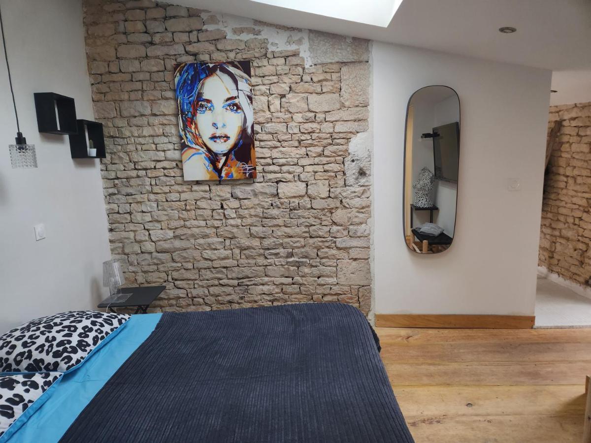 La P'Tite Ecurie Apartamento Saint-Jean-de-Liversay Exterior foto